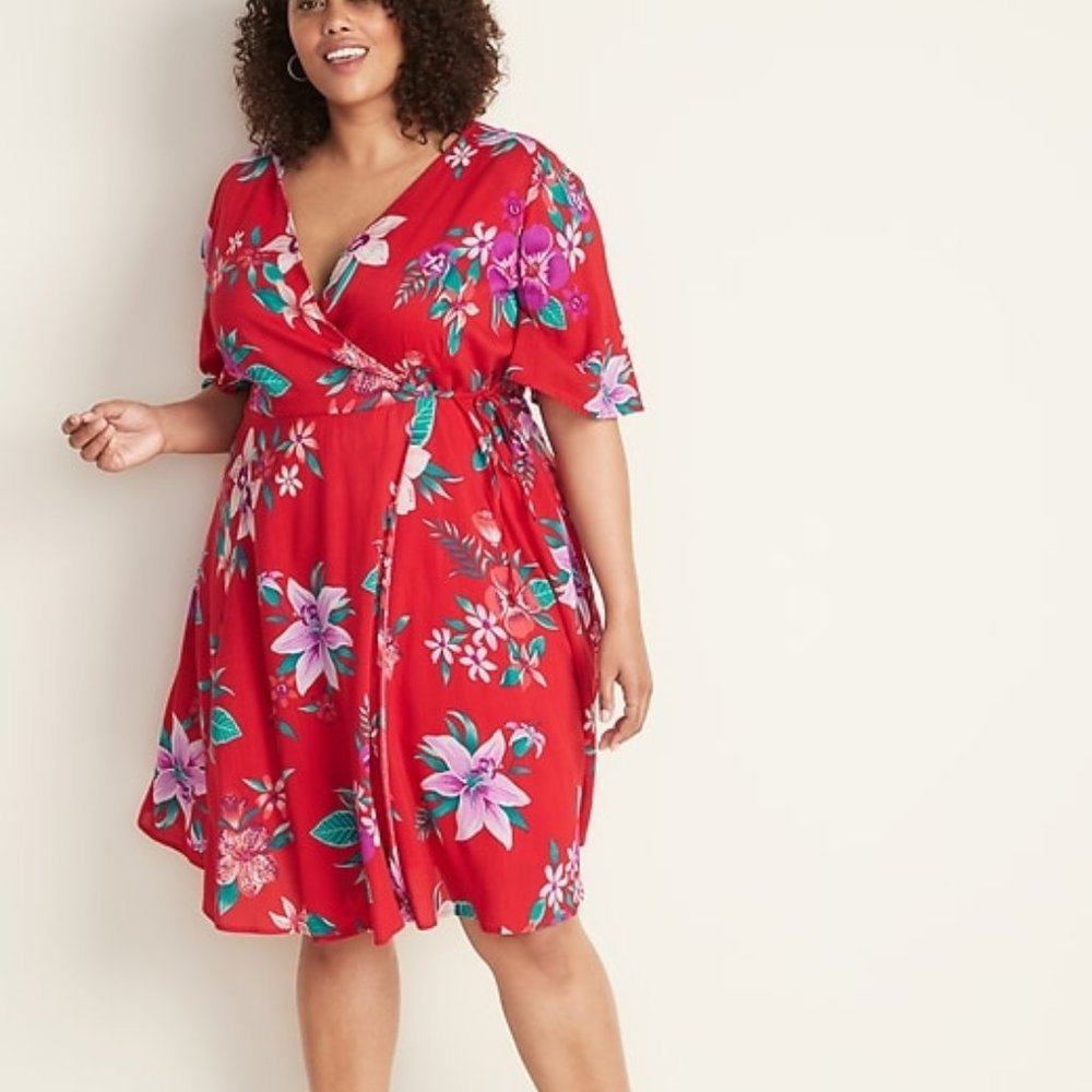 Old Navy Faux-Wrap Waist-Defined Plus-Size Dress - Picture 2 of 2